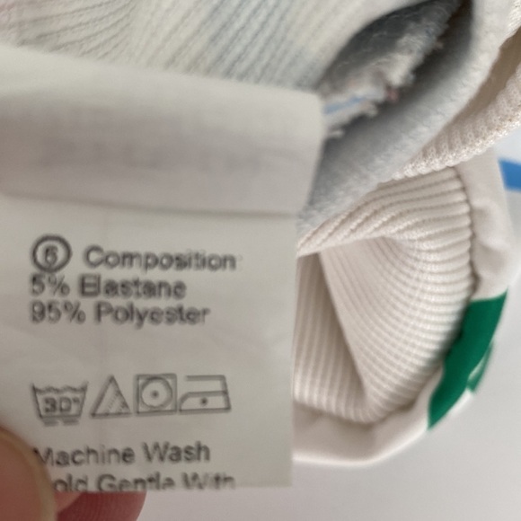 Shein 3/4 sleeve top 160 size medium? - Picture 7 of 8